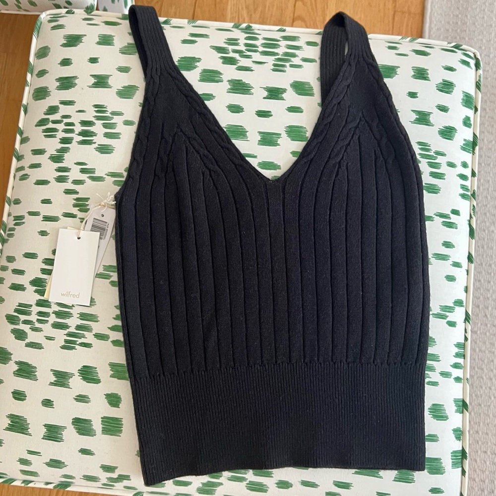 NWT Aritzia Wilfred Suzette Knit Top